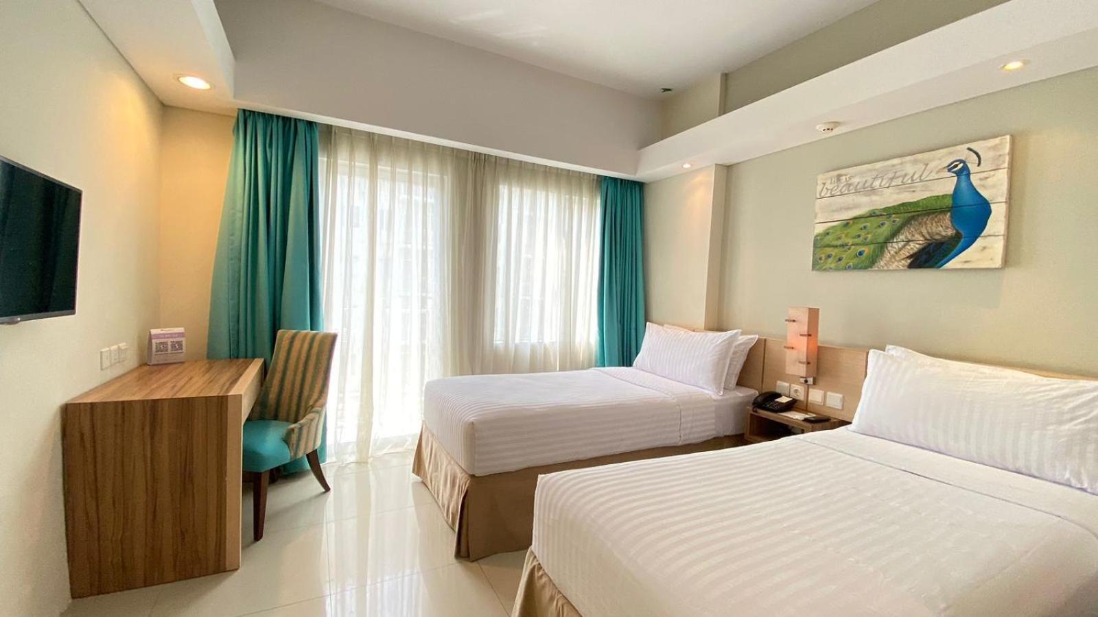 Swiss-Belcourt Bogor Hotell Exteriör bild